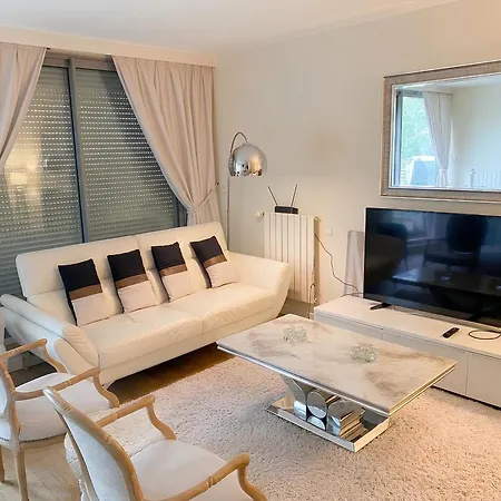 Standing 88m , Quartier Sablons شقة *
